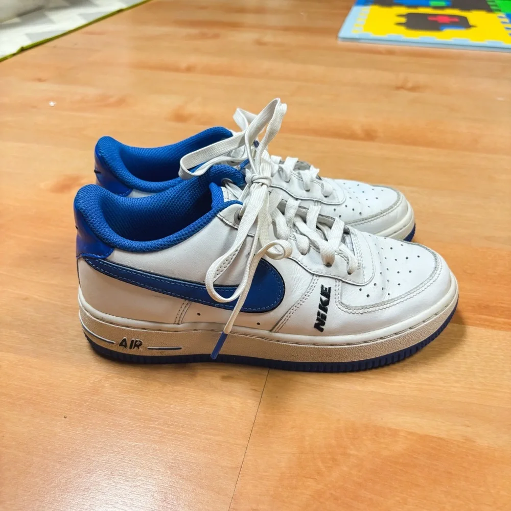 Nike White & Blue Air Force 1 LV8 PS White Game Royal Kids Size 4.5Y